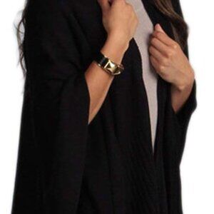 Black Knitted Poncho Cape with Pockets
